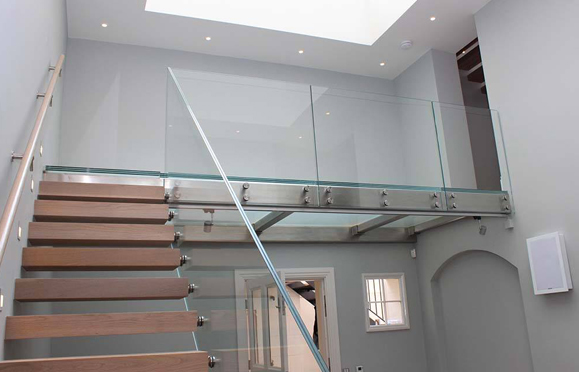 Balustrady szklane
